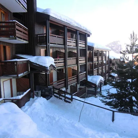 Apartamento Lumineux Avec Acces Direct Aux Pistes Et A - Fr-1-181-2477 La Plagne