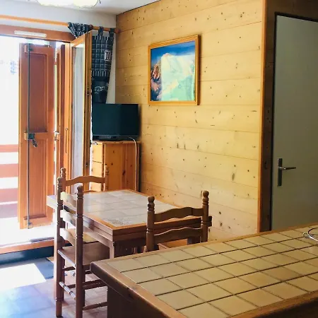 Lumineux Avec Acces Direct Aux Pistes Et A - Fr-1-181-2477 *