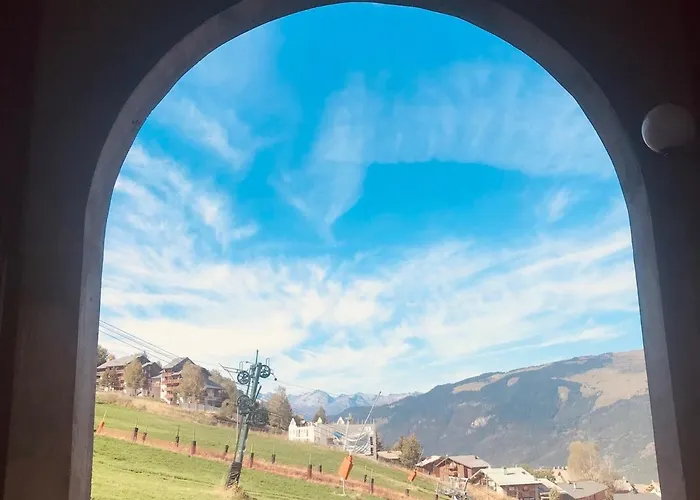 Lumineux Avec Acces Direct Aux Pistes Et A - Fr-1-181-2477